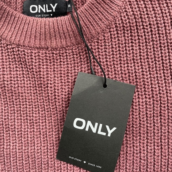 NWT ONLY OUR STORY ONLMALAVI CROPPED PULLOVER SZ M - Picture 4 of 8